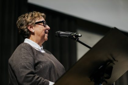 Glynis Leyshon at the workshop of the opera The Flight of the Hummingbird, at the Baumann Centre, in Victoria, in 2018. Photo by Nadia Zheng